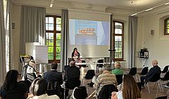 Lecture by Nite Bhasin