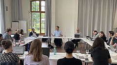 Prof. Sven Beckert giving a talk at the workshop