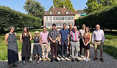 participants in front of EIB