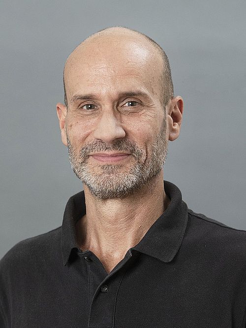 Prof. Dr. Corey Ross