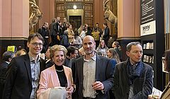 Rektorin Prof. Dr. Andrea Schenker-Wicki, Prof. Dr. Corey Ross, Vizerektor Prof. Dr. Thomas Grob