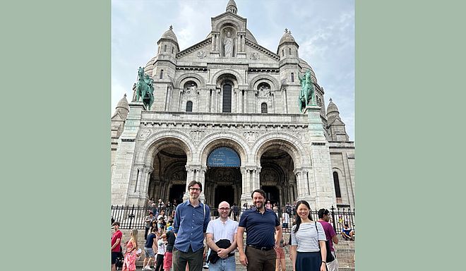 Photo (f.l.t.r.): Philippe Major, Milan Matthiesen, Ralph Weber, Yim Fong Chan in front of the Basilique du sacré coeur de Montmartre