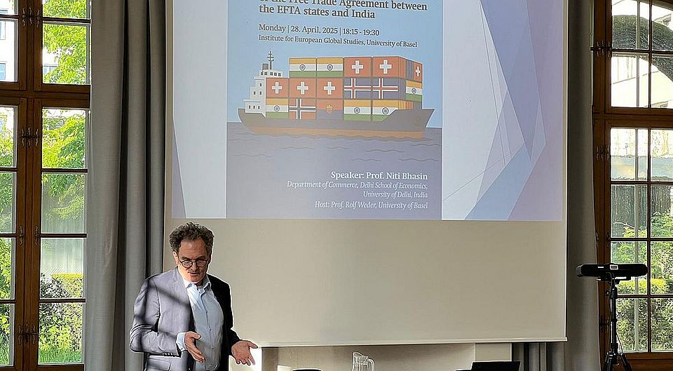 Rolf Weder introducing Niti Bhasin