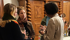 Christine Schraner Burgener im Gespräch mit Studierenden