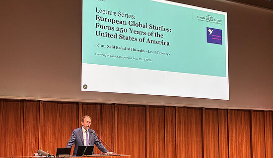 Zeid al Hussein gives a lecture