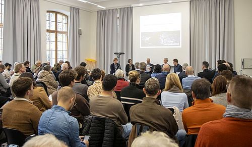 Discussion with Alumni