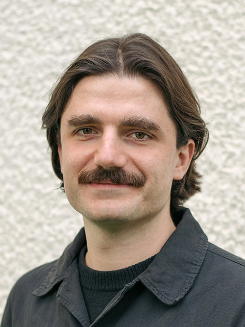 [Translate to English:] Dr. Adam Przywara